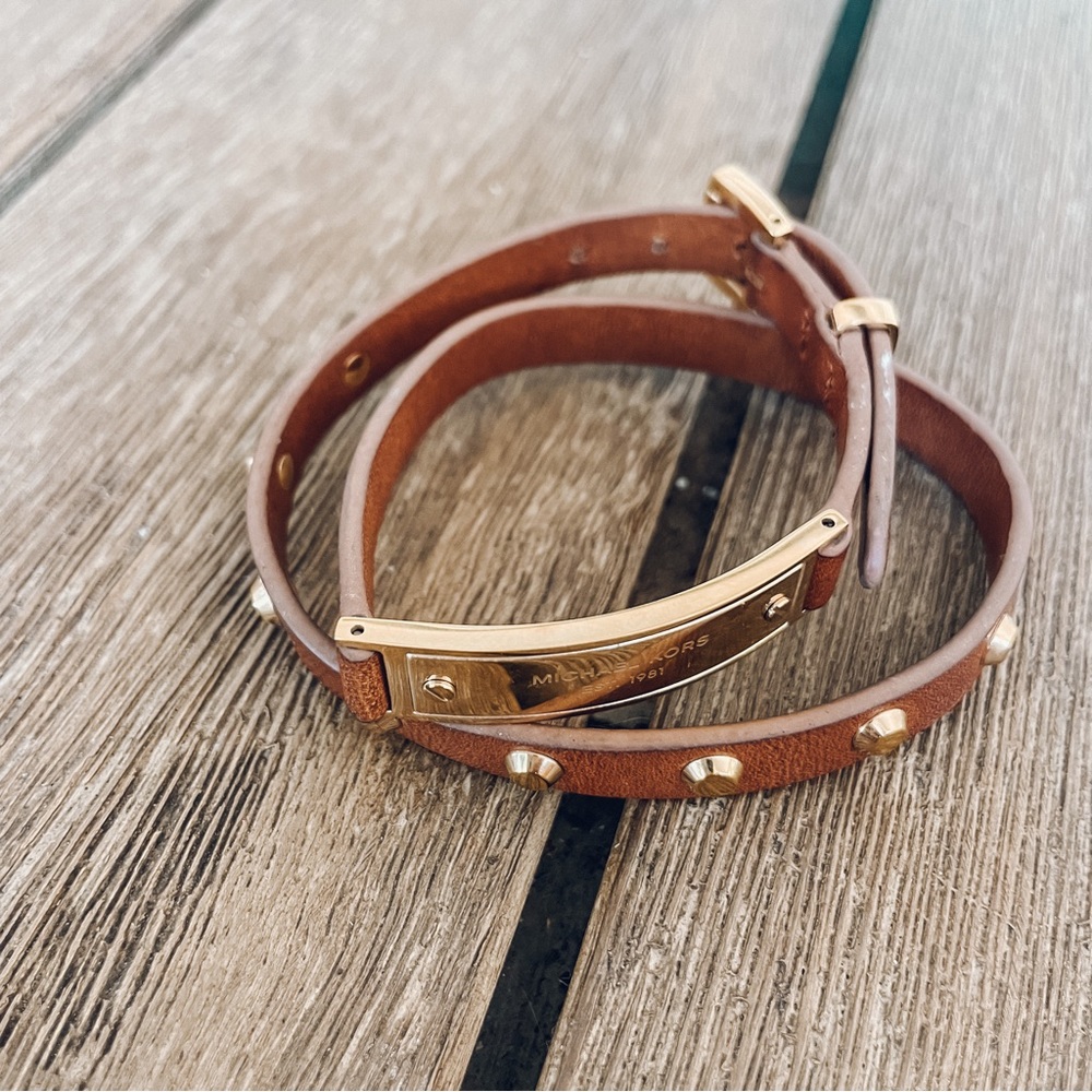 Michael Kors Studded Wrap - Picture 4 of 5